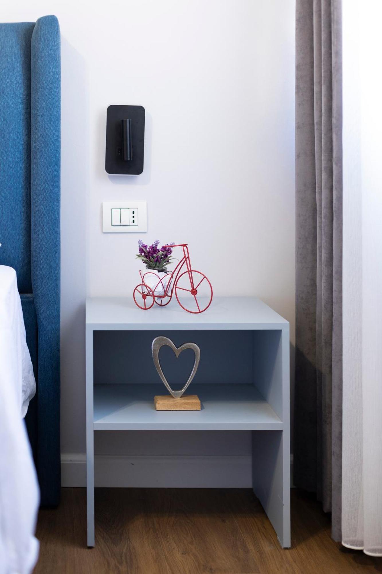 Tier Hotel Тирана Экстерьер фото