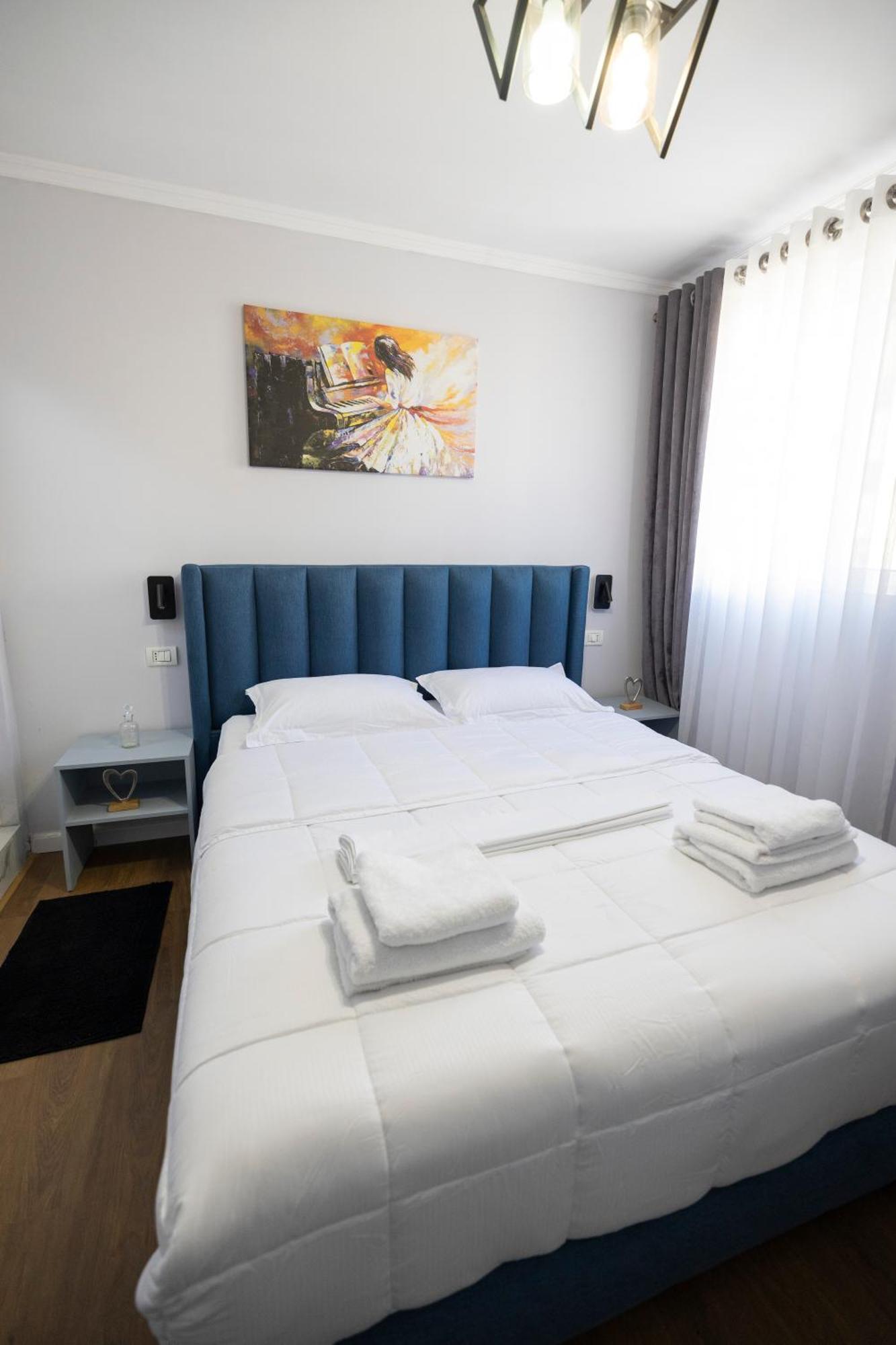 Tier Hotel Тирана Экстерьер фото