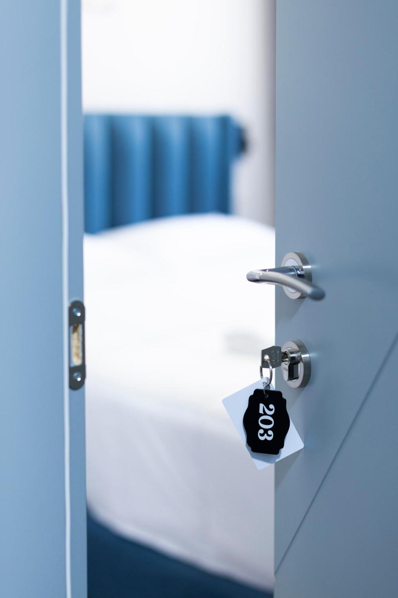 Tier Hotel Тирана Экстерьер фото