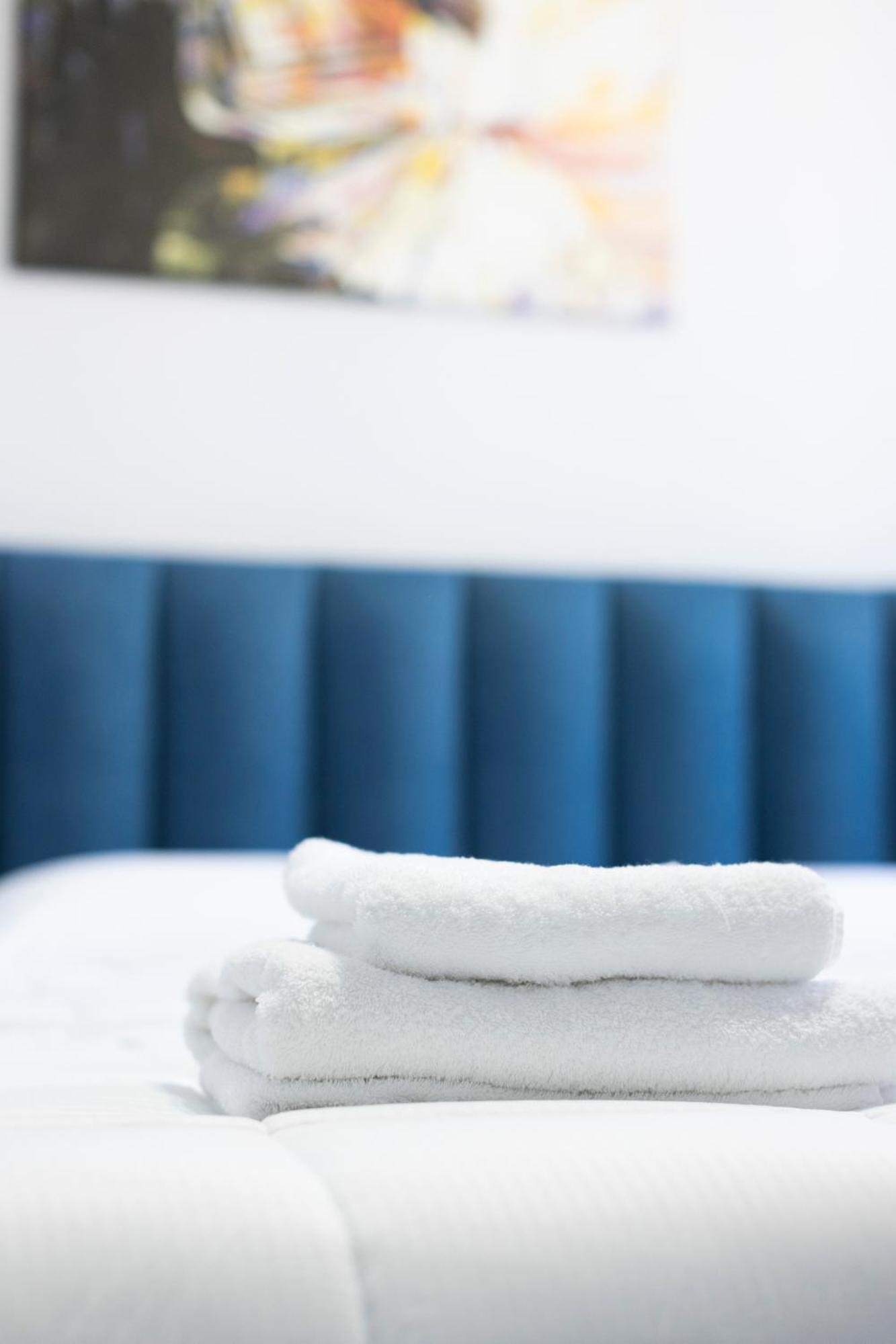 Tier Hotel Тирана Экстерьер фото